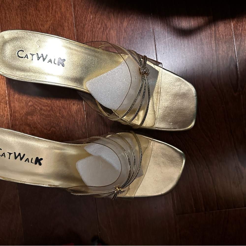 Women’s dressy sandals size 8 worn once